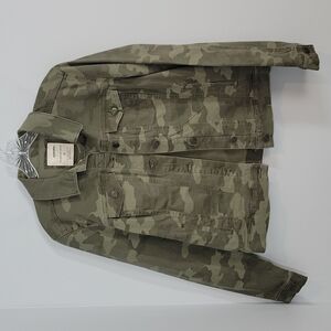 Sonoma Green Camo Jacket Size Small